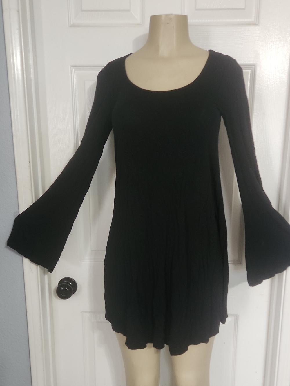Wet Seal Black Long-Sleeve Bell Sleeve Swing Dress Stretch